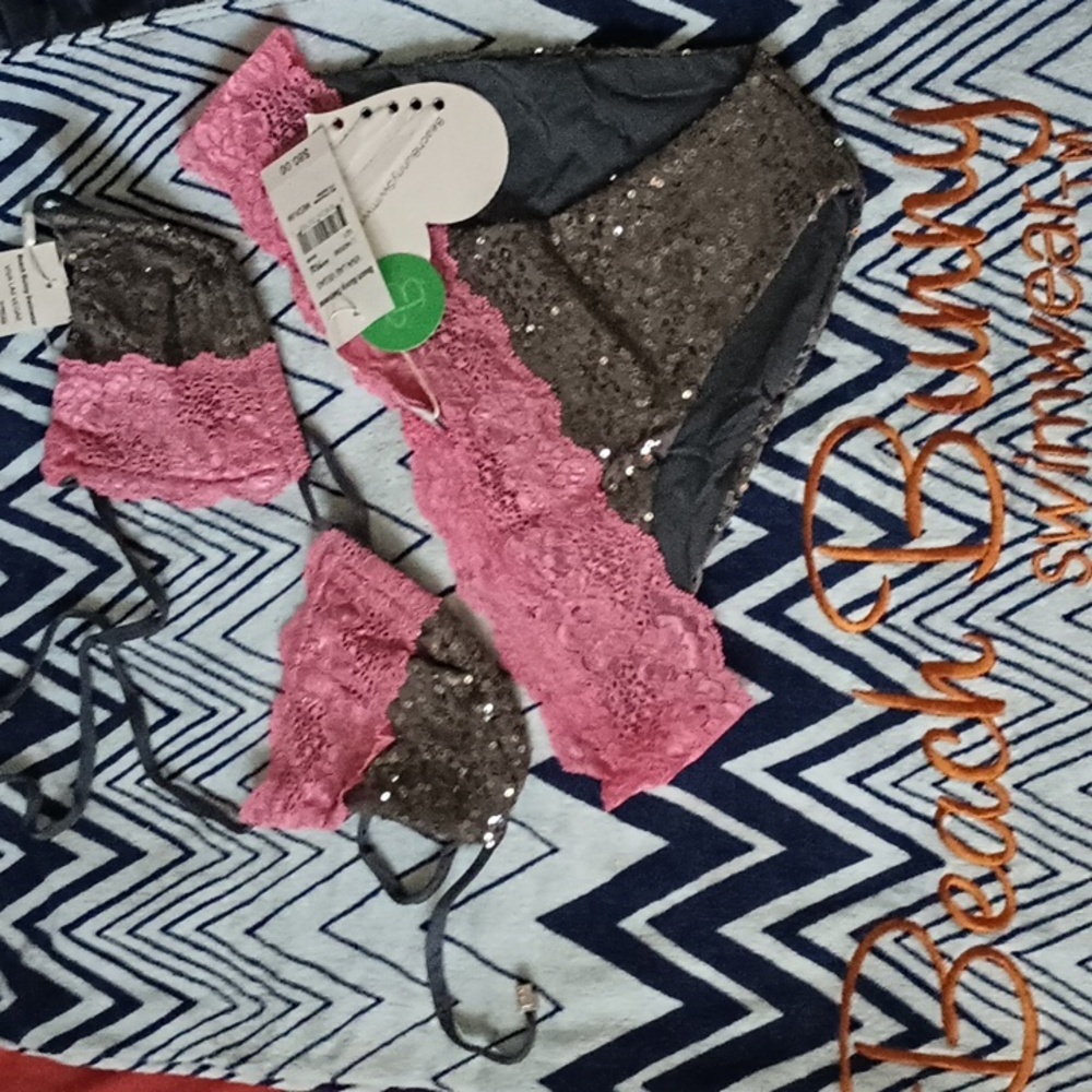 Beach Bunny Viva Las Vegas NWT SM top MD Full Coverage Bottom